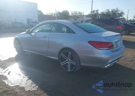 2014 Mercedes-Benz E 550 из США, поврежденный, VIN WDDKJ7DB1EF272951
